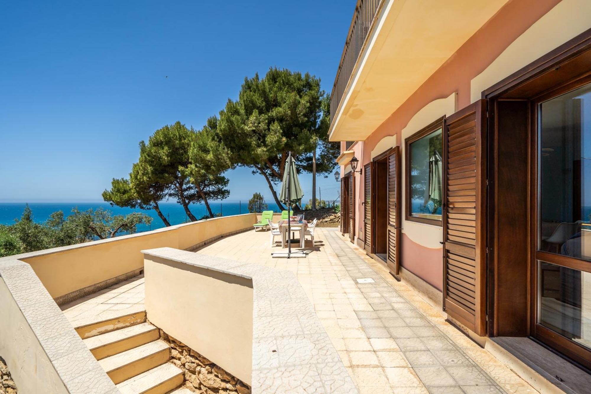 Villa Rosa Sul Mare Шакка Екстер'єр фото